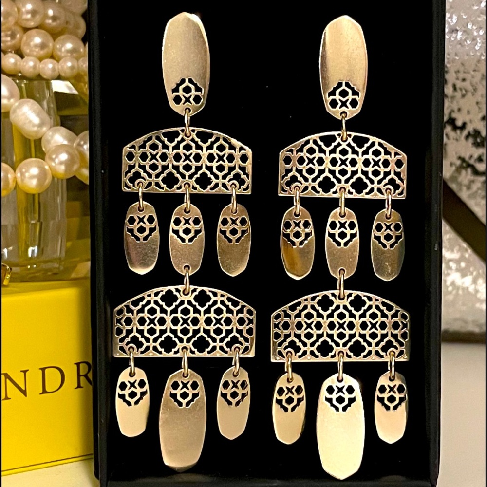 Emmet filigree statement earrings